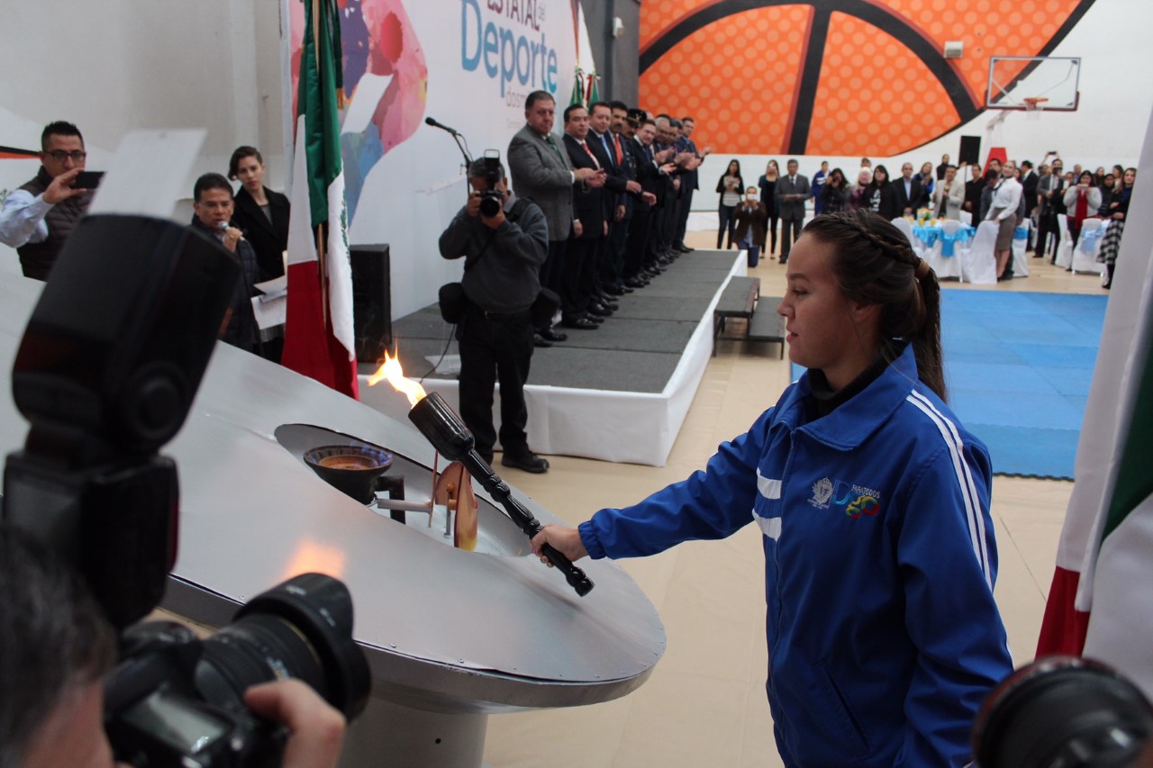 Entregan Premio Estatal del Deporte en Durango