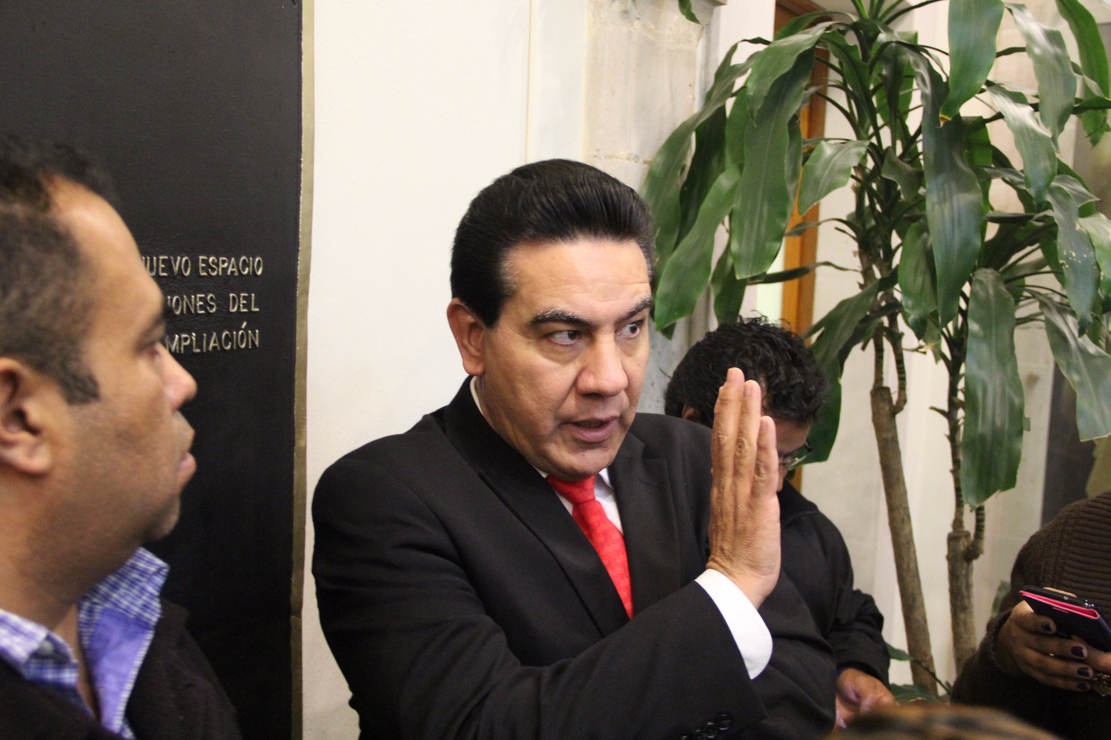 Telediario Media Sin contemplar adultos mayores y migrantes en paquete económico del estado de Durango