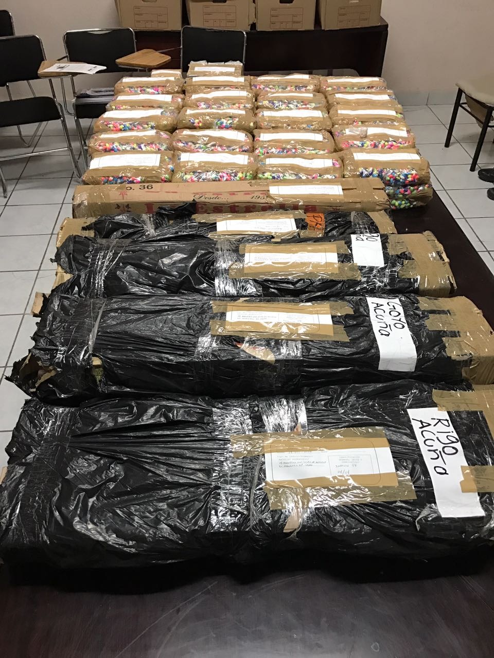 Aseguran media tonelada de explosivos
