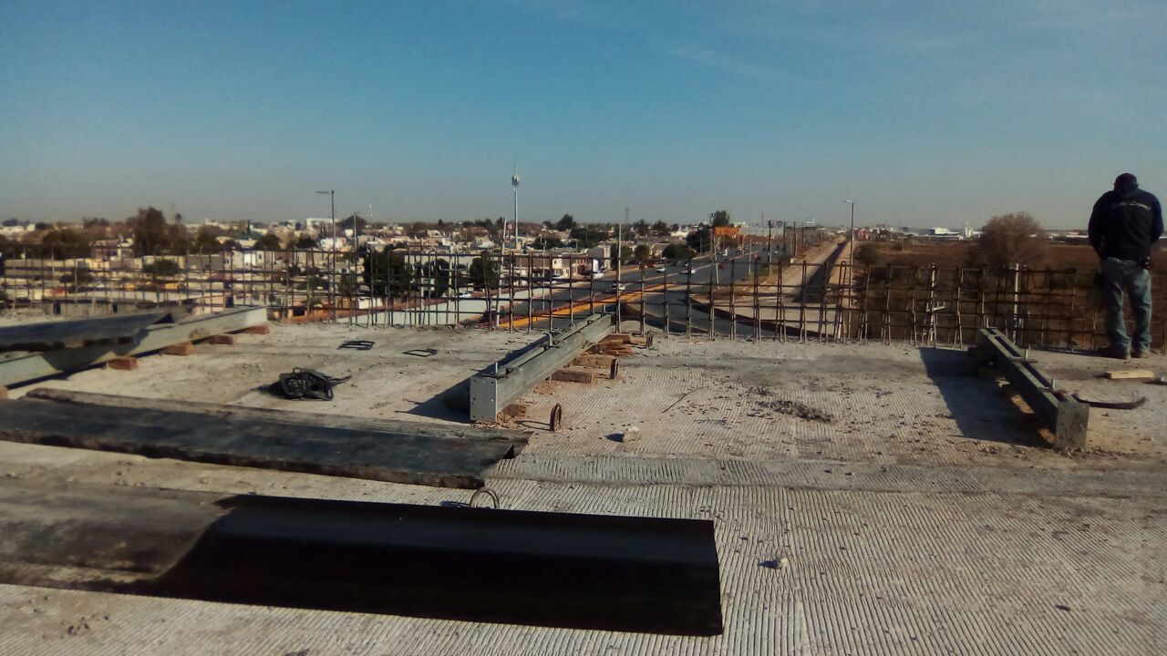 No pasa de este año que el puente Villa Florida esté concluido