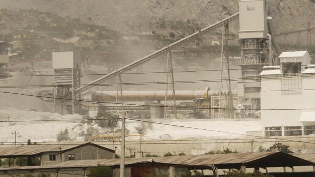 Niegan pedreras causar muertes por contaminación