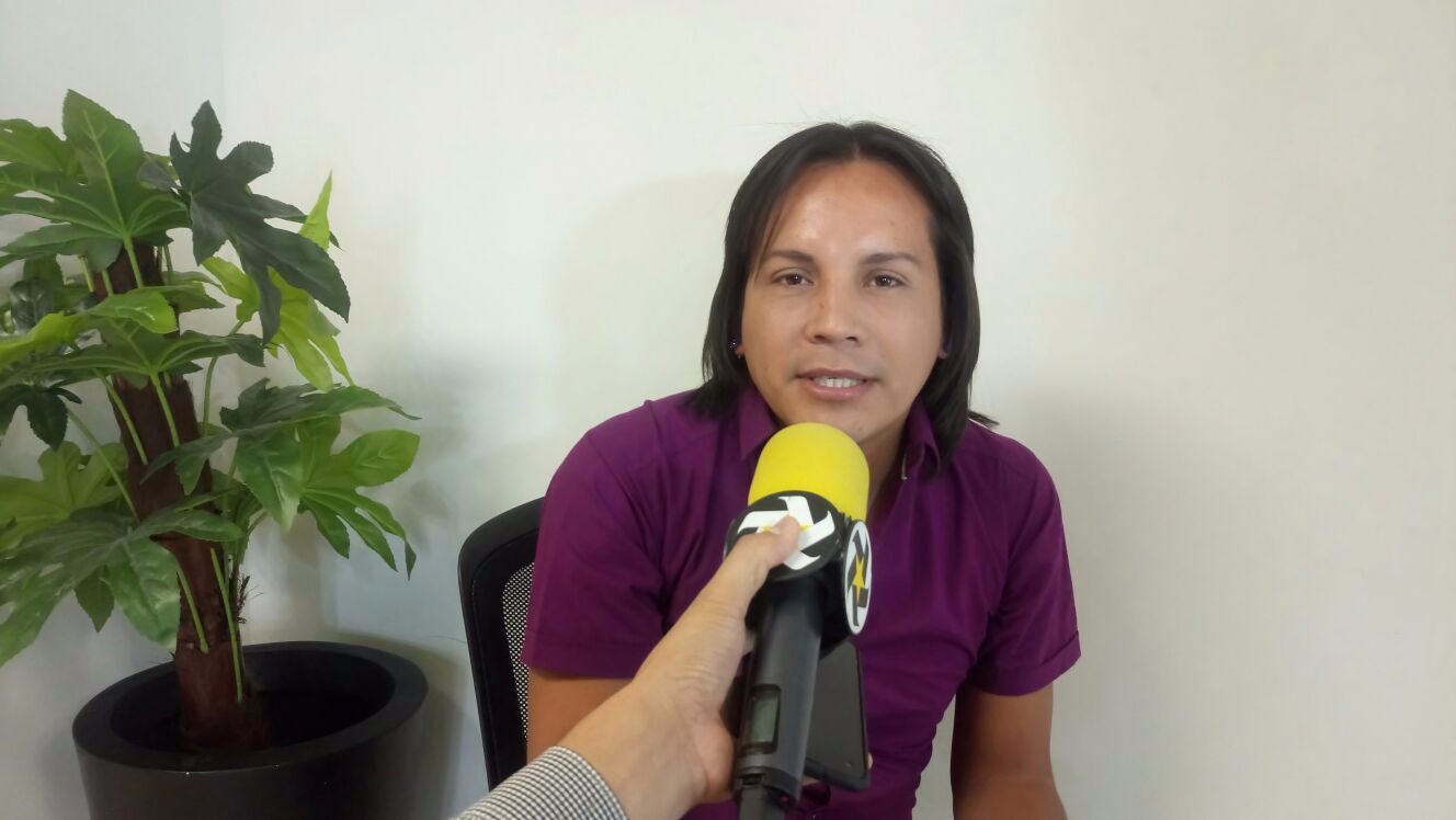 Joven orgulloso de ser homosexual