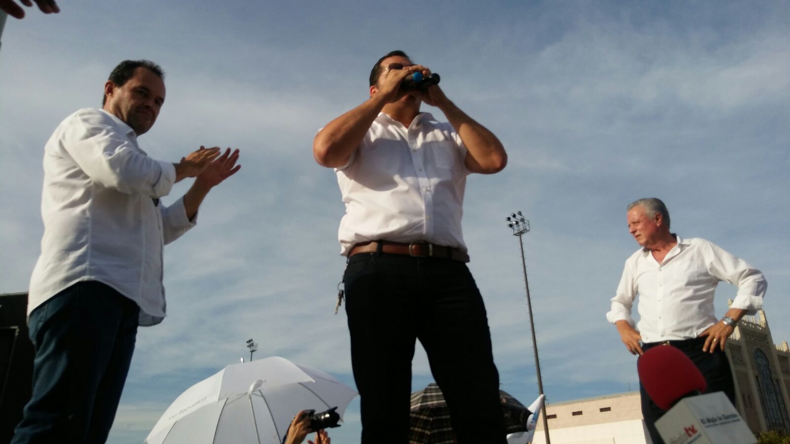 10 mil personas marchan "Por la Dignidad de Coahuila" en Plaza Mayor de Torreón