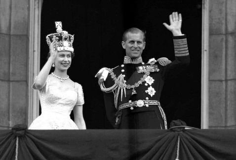 Hospitalizan a Felipe de Edimburgo