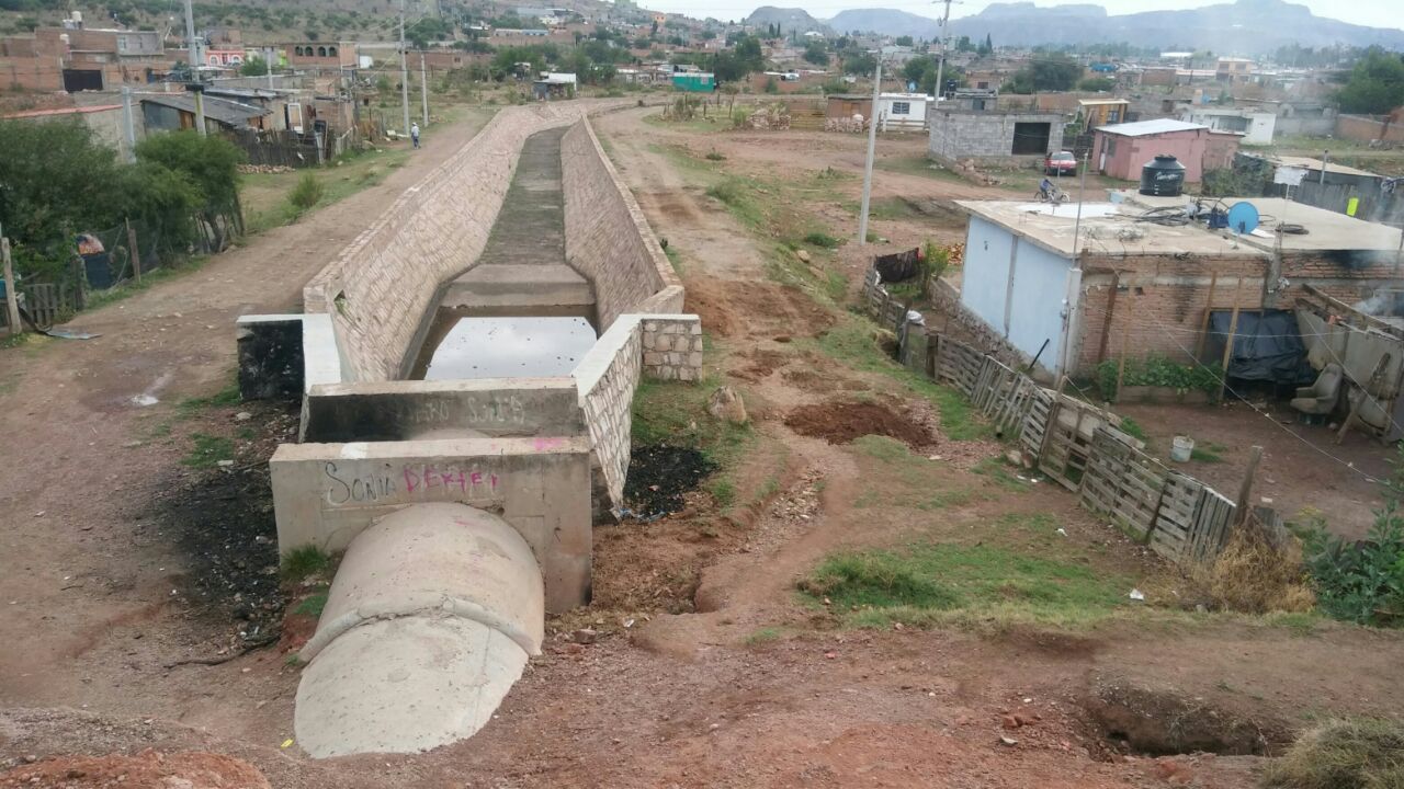 Realizan labores en Presa del Hielo y alcantarillado para prevenir inundaciones