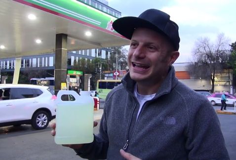 Facundo visita gasolineras para comprobar si dan "litros de a litro" (VIDEO)