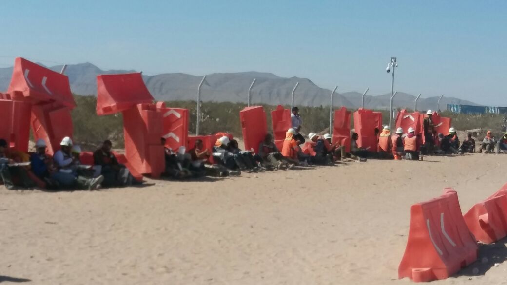 Pararon labores trabajadores de parque fotovoltaico de Villa Nueva en Viesca, Coahuila
