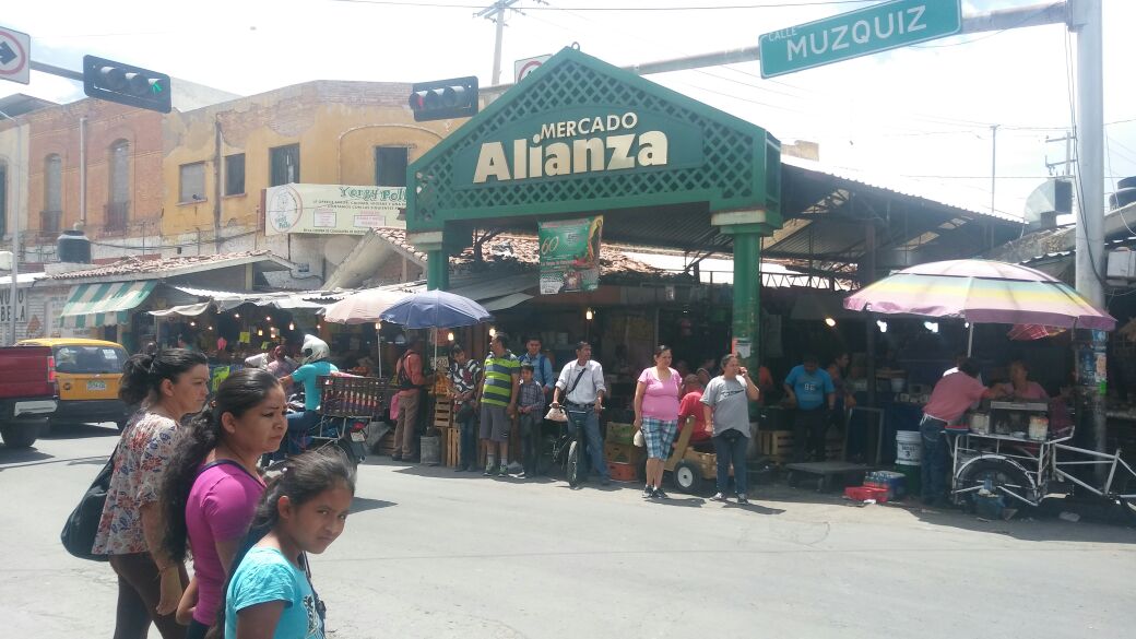 Tras la "ola de robos", Policía Municipal refuerza seguridad en Mercado Alianza