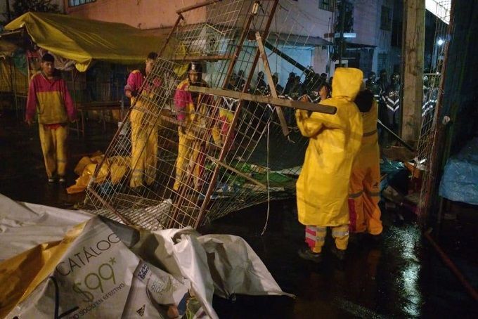 Reubicarán ambulantes desalojados en Portales

 