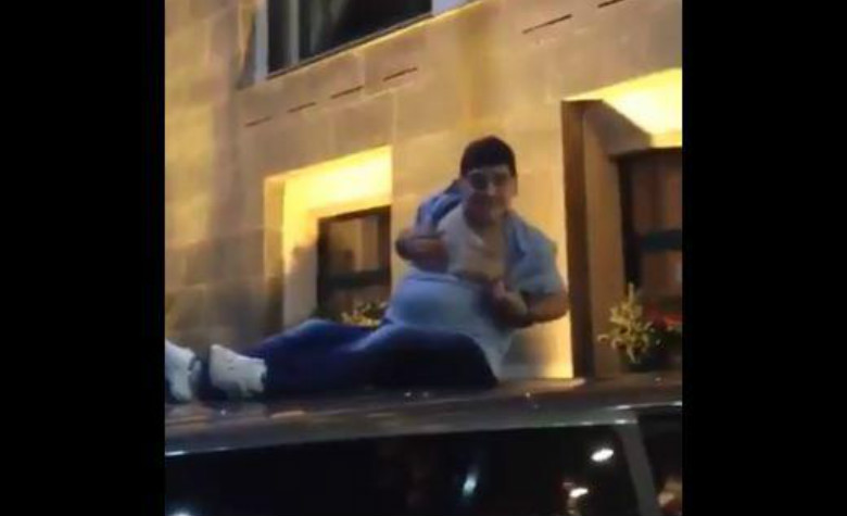 Captan a Maradona ebrio en una camioneta