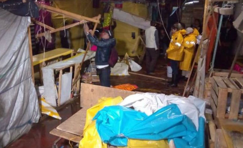 Retiran a 40 ambulantes en Xochimilco