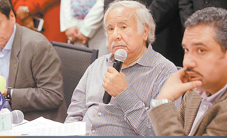Sueltan a feminicida; lo premian con beca