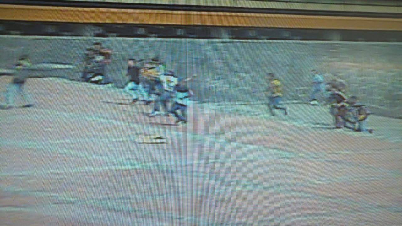 Identifican a agresores de CU; UNAM expulsa a 18 alumnos