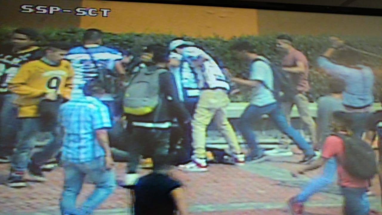 Identifican a agresores de CU; UNAM expulsa a 18 alumnos