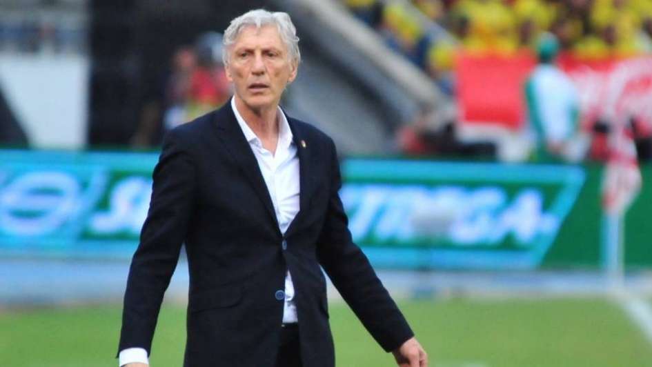 Pékerman no es opción para el banquillo del Tri, aseguran en la FMF