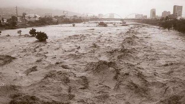 Telediario noticia El fenómeno meteorológico se formó en la costa de África en 1988 y llegó a Nuevo León la noche del 16 de septiembre.