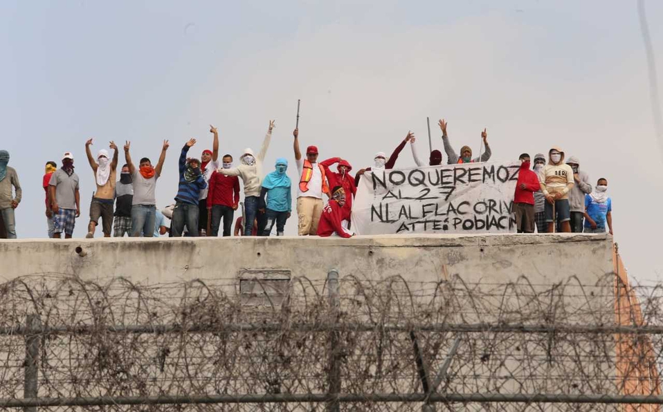 Reclusos del Topo Chico protestan contra cobro de piso