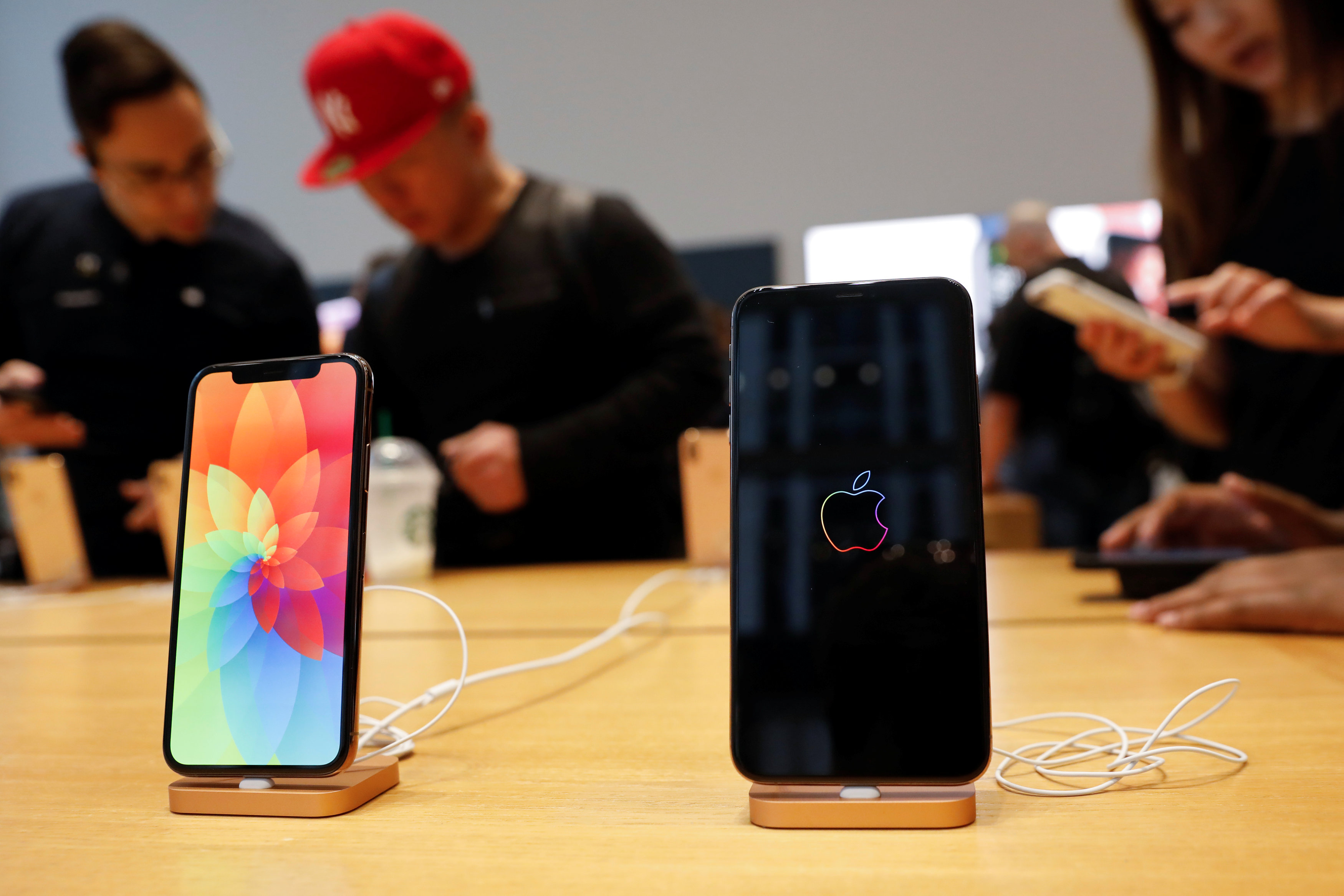 Los primeros problemas con iPhone XS: batería y pantalla