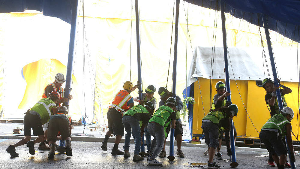 Se erige en Monterrey la carpa de 'Luzia'