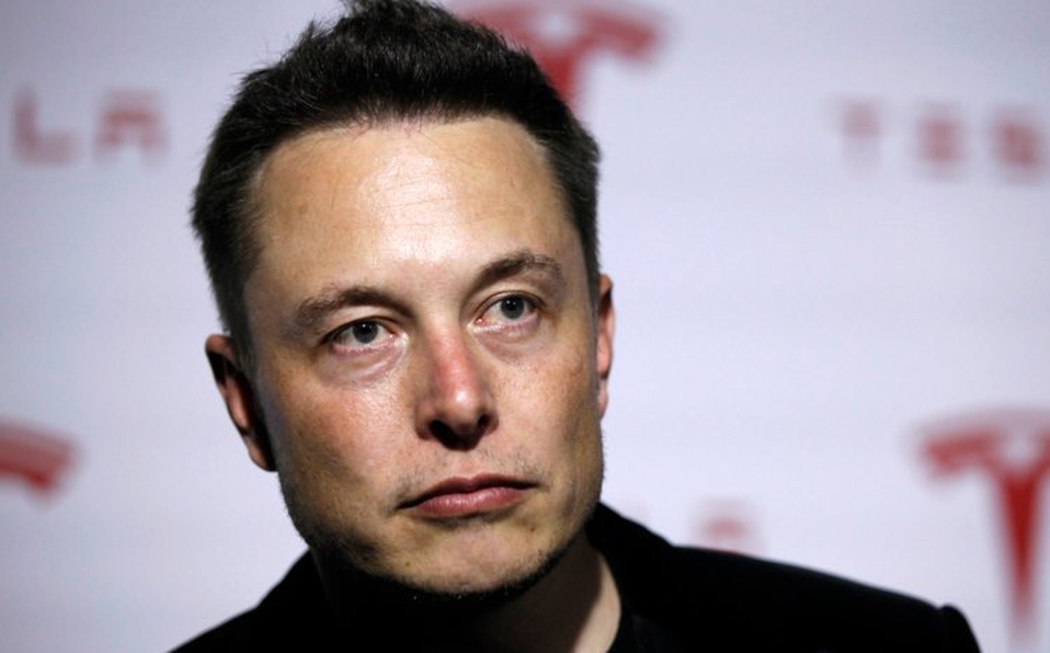 Musk dejará presidencia de Tesla por acusación de fraude