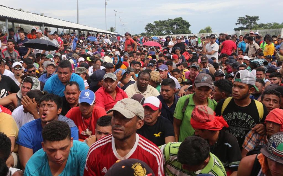 AMLO empleará a migrantes en construcción de Tren Maya