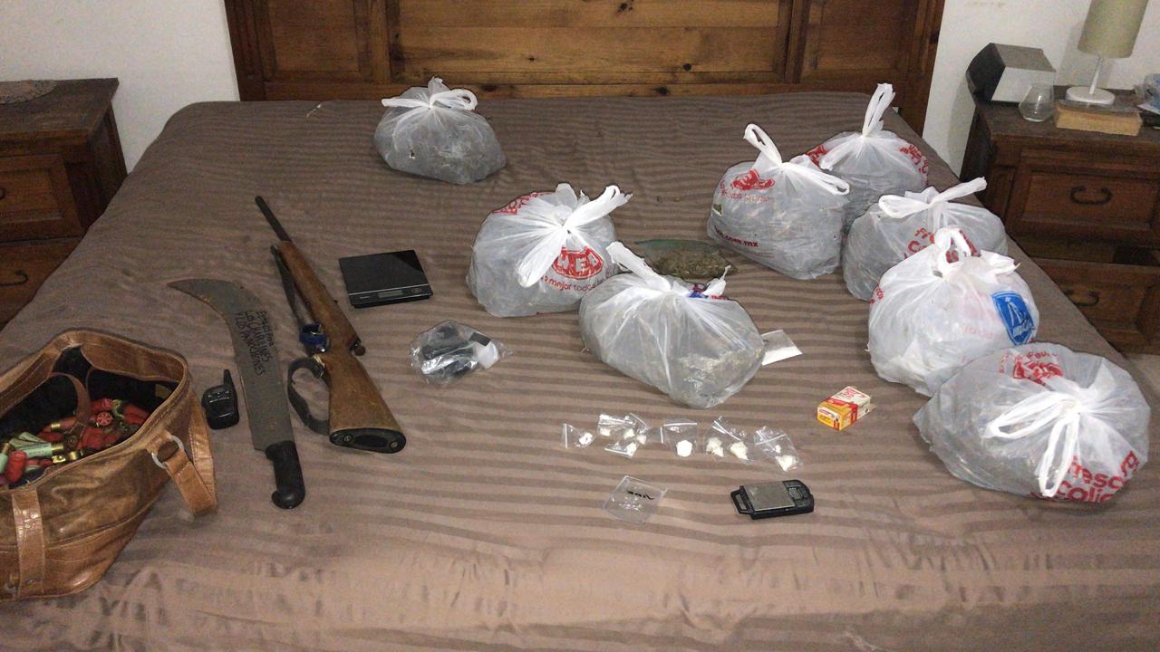 Catean casa en Cerradas de Cumbres y decomisan droga