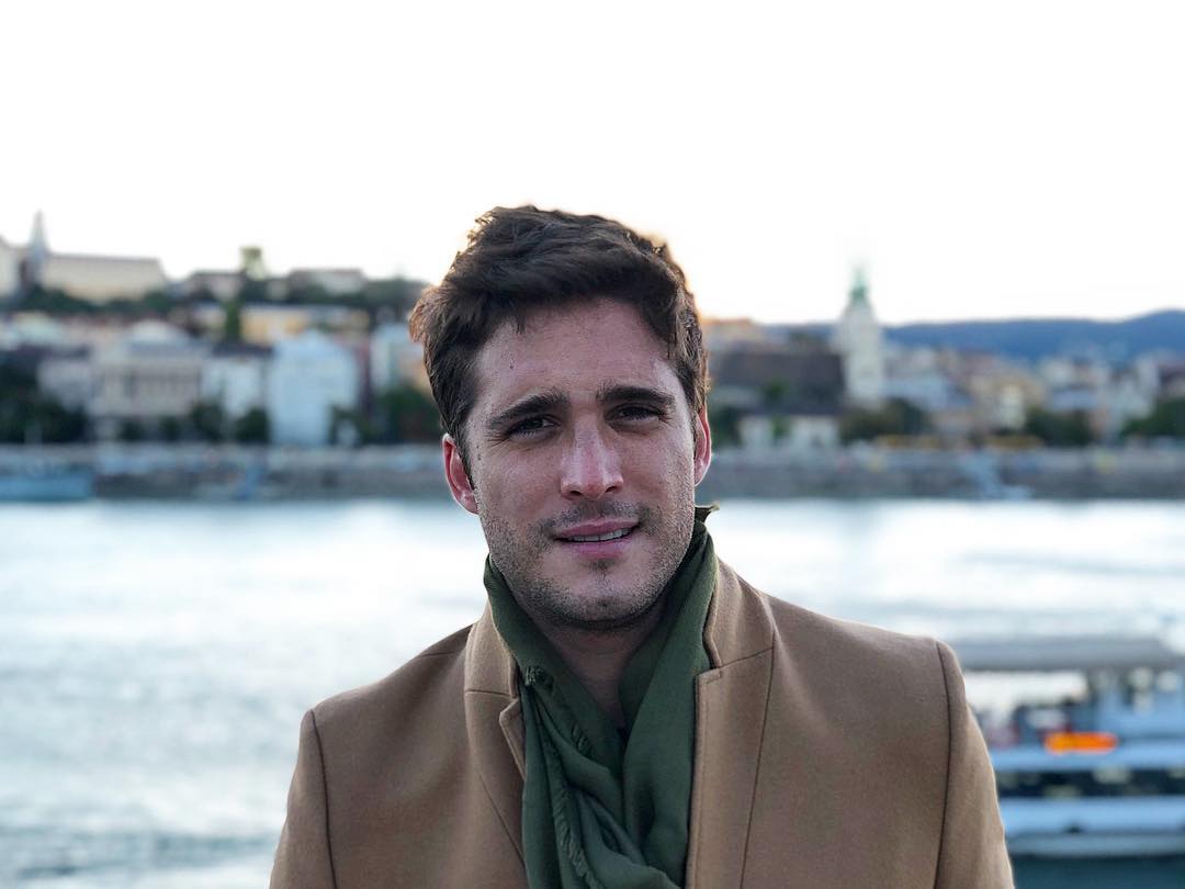 ¿Estrena romance Diego Boneta con joven uruguaya?
