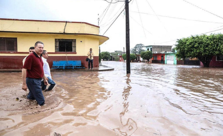 En Sinaloa hay más de 20 mil afectados por huracán 'Willa'