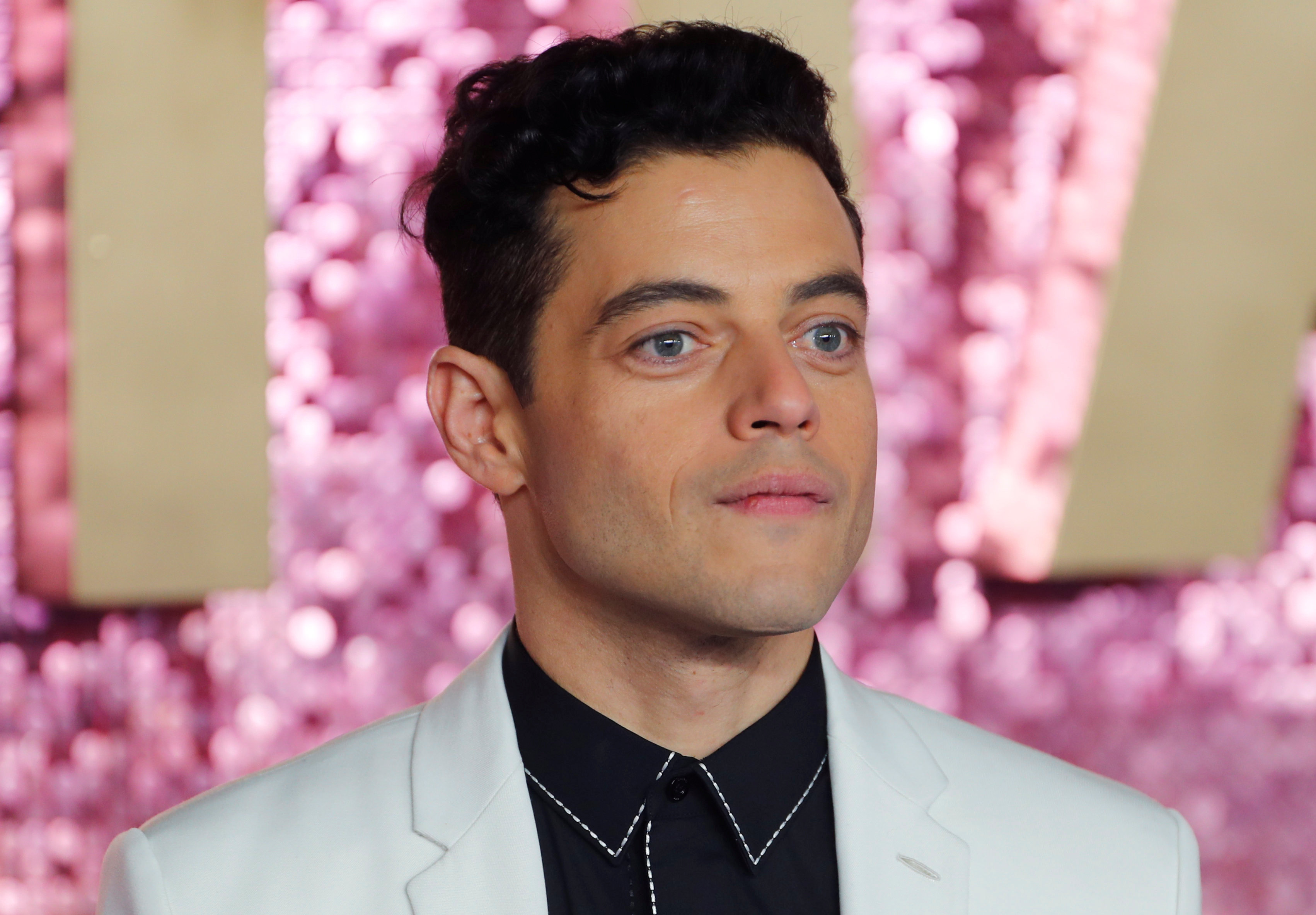 Conecta Rami Malek con Freddie Mercury