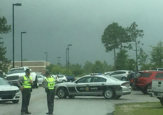 Reportan tiroteo en escuela de Carolina del Norte