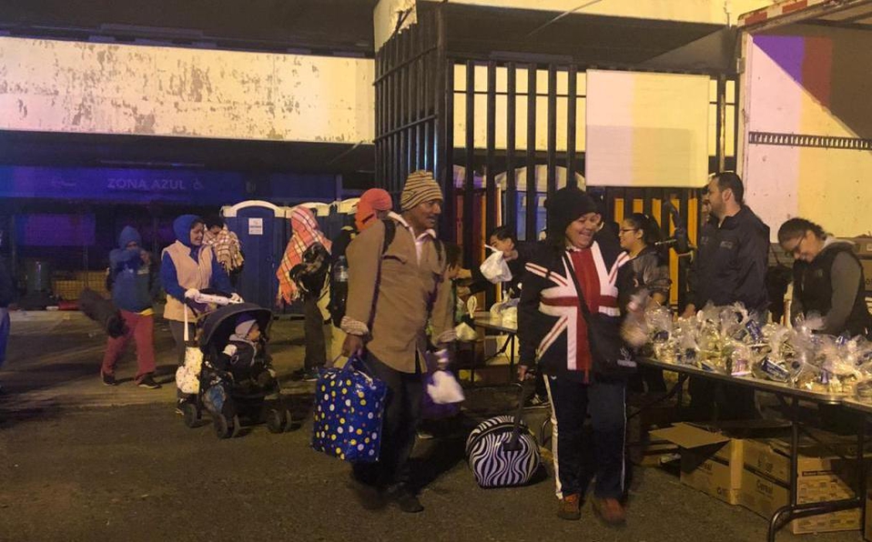 Migrantes dejan albergue en Querétaro; van a Guadalajara