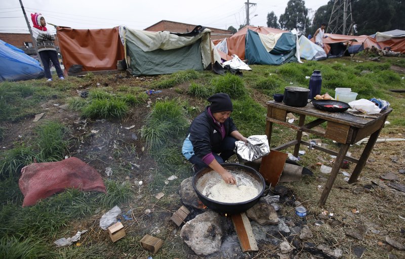 Colombia abre campamento para migrantes venezolanos
 