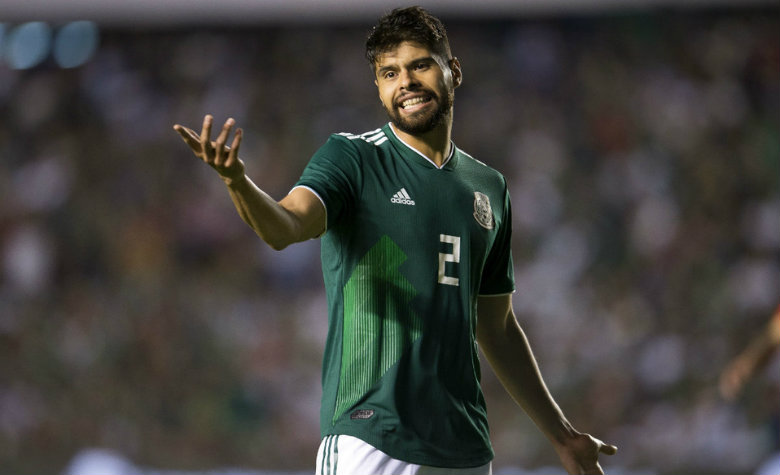 Araujo es baja del Tri para el partido contra Argentina
