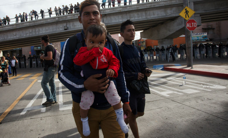 Telediario Media Tras movilización, migrantes vuelven a albergues en Tijuana