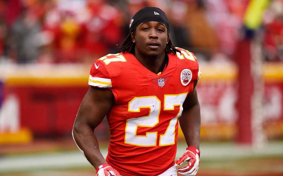 Kansas City Chiefs corta a Kareem Hunt