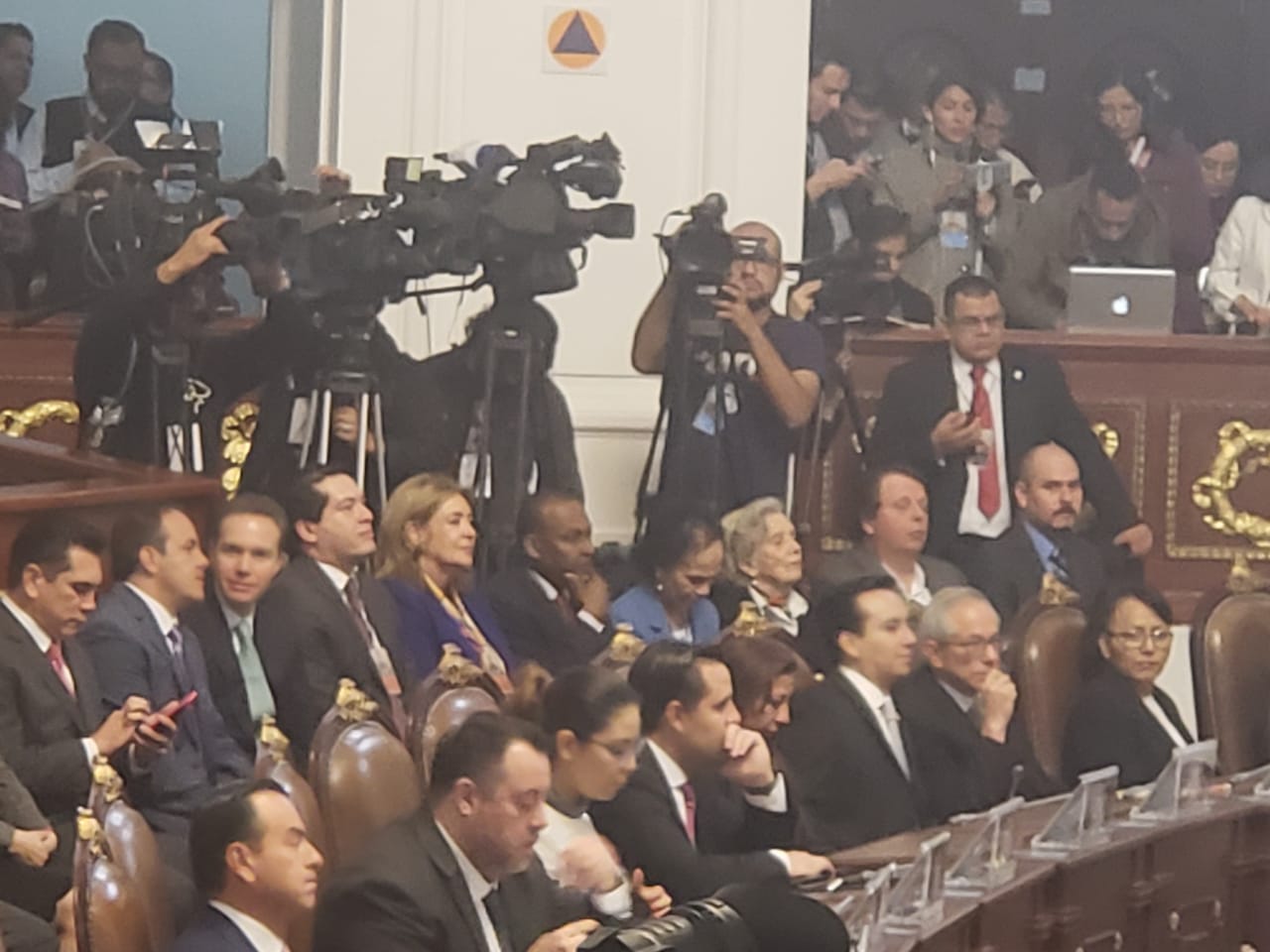 Minuto a minuto: Claudia Sheinbaum asume la jefatura de Gobierno de la CDMX