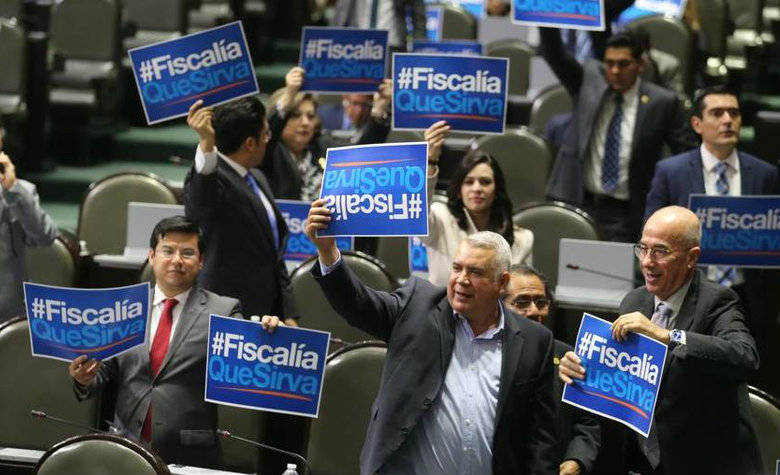 Diputados aprueban Fiscalía de la República en lo general