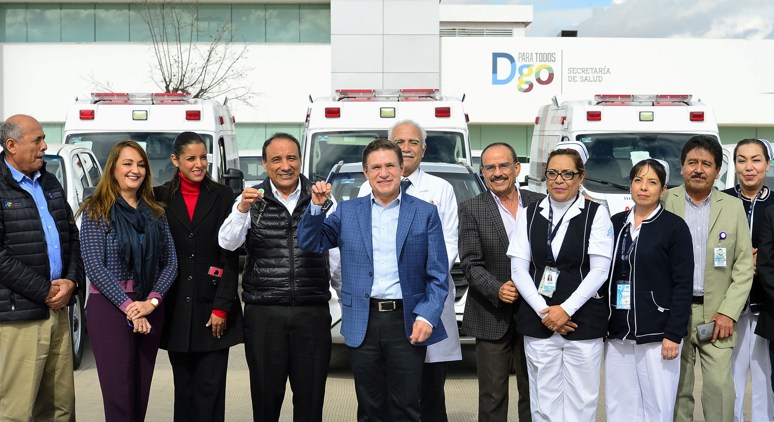 Fortalece Aispuro parque vehicular del Sector Salud

 