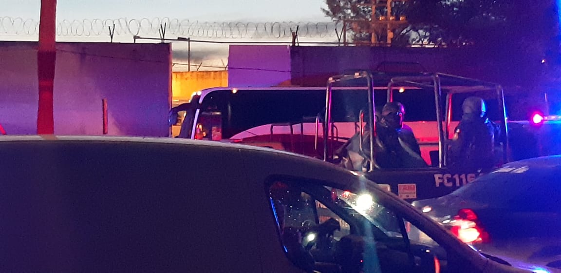 Telediario noticia Trasladan a reclusas del penal del Topo Chico hacia el Tutelar 