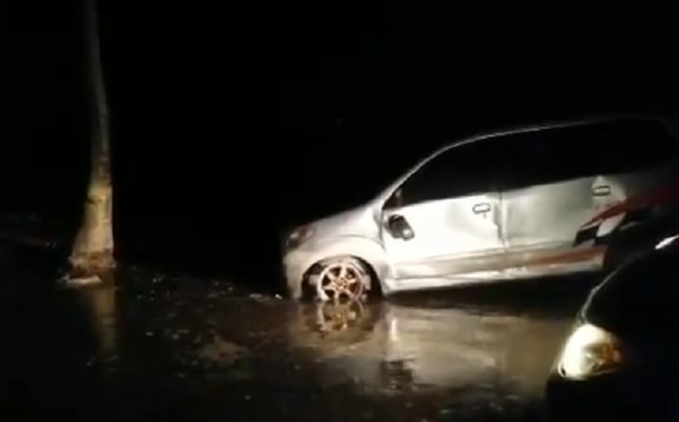 Tsunami en Indonesia deja al menos 20 muertos