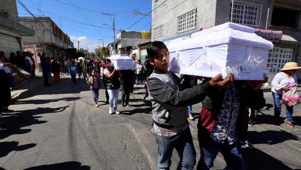 Con música y misa, despiden a niños que murieron en incendio en Iztapalapa
 