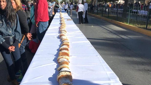 Saltillo rompe Récord Guiness con Rosca de Reyes de 2 km