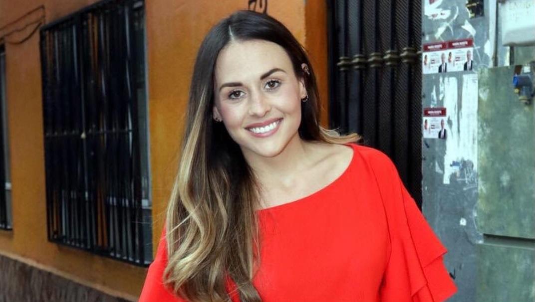 Presume Zuria Vega nuevo look