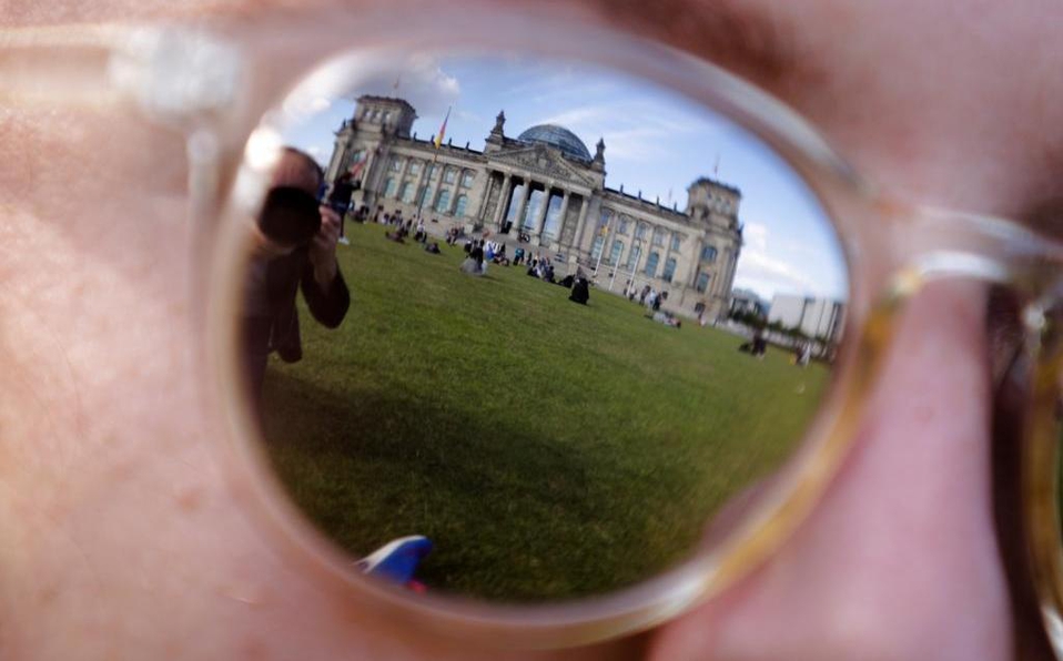 Telediario Media Detienen a un estudiante de 20 años por hackear a políticos