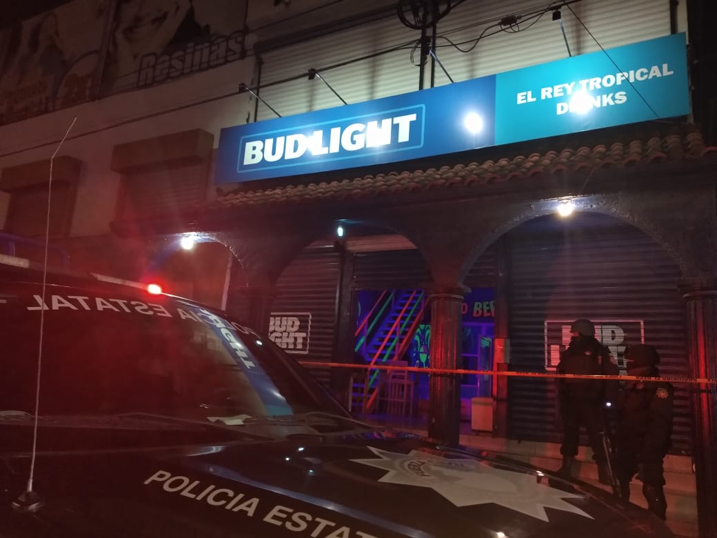 Balean a un joven y golpean a otro en un bar en Monterrey | Telediario ...