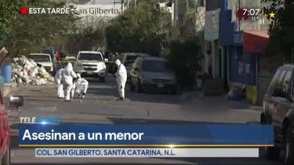 Telediario noticia Sujetos armados ejecutan a un menor de 16 años y hieren a su hermano mayor en la colonia San Gilberto en Santa Catarina.