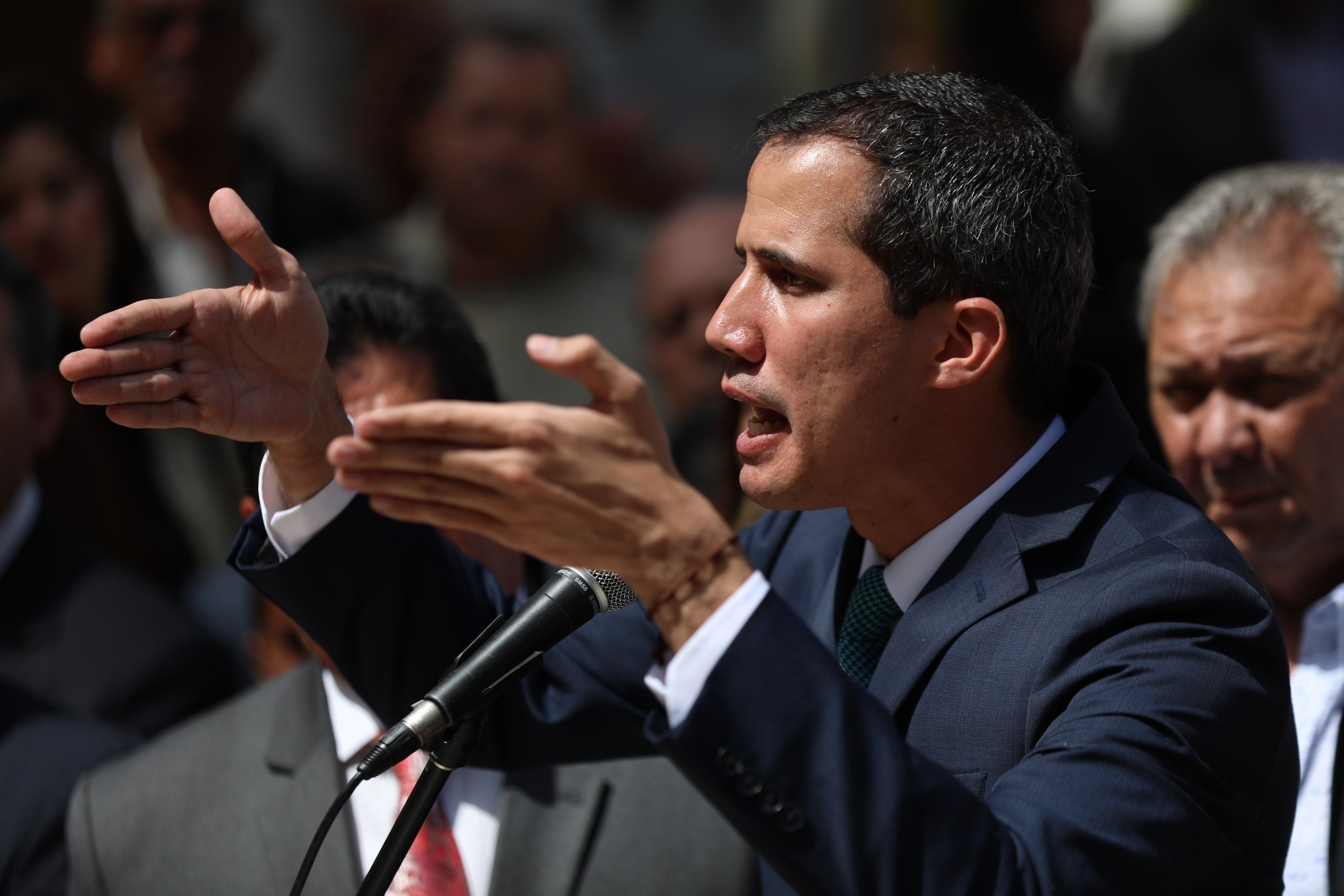 Descarta Guaidó intervención militar estadounidense
