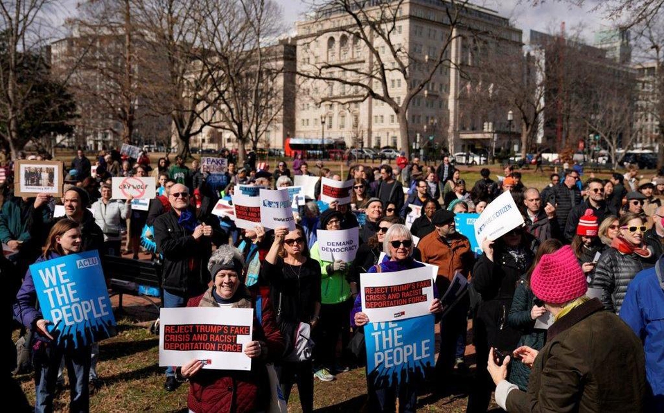 Protestan por declaración de emergencia de Trump en EU
