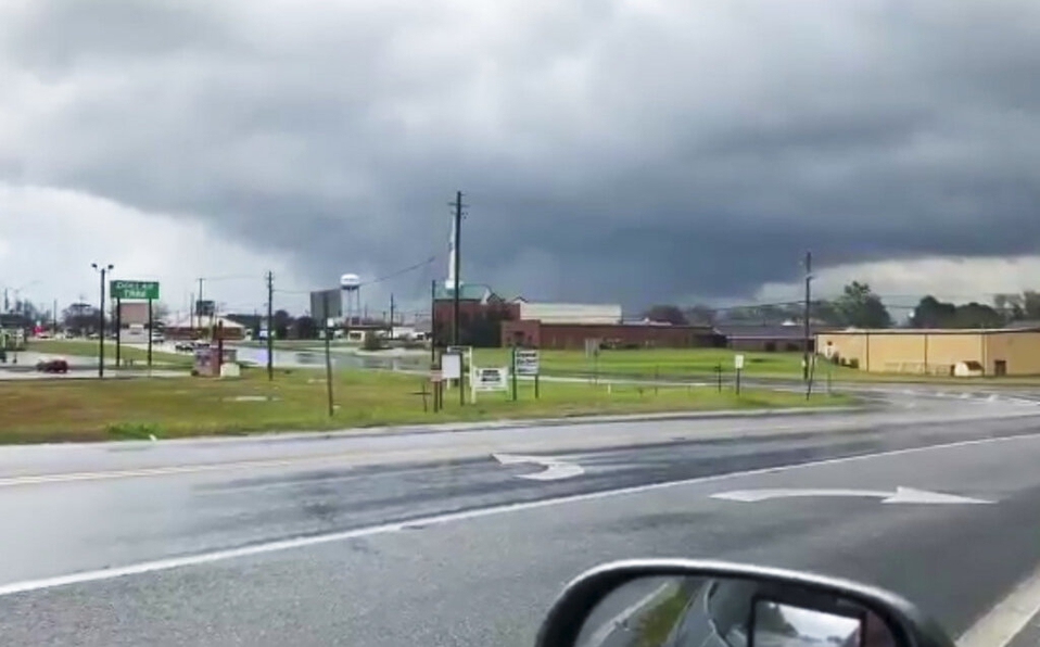Tornado en Alabama deja 14 muertos y varios heridos