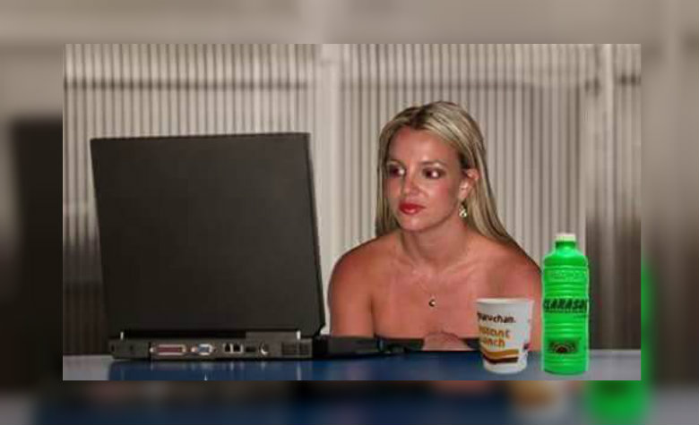 ... Y #facebookdown se posiciona en Twitter